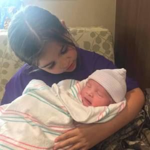 Meet your Posher, Elena